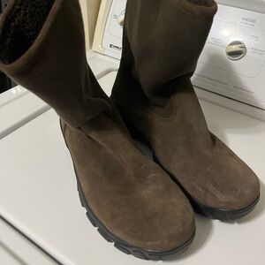 Lands' End Brown Boots with Black Sole
